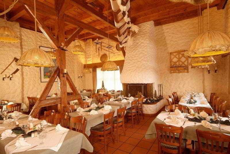 Hotel Hirsch Ной-Улм Екстериор снимка
