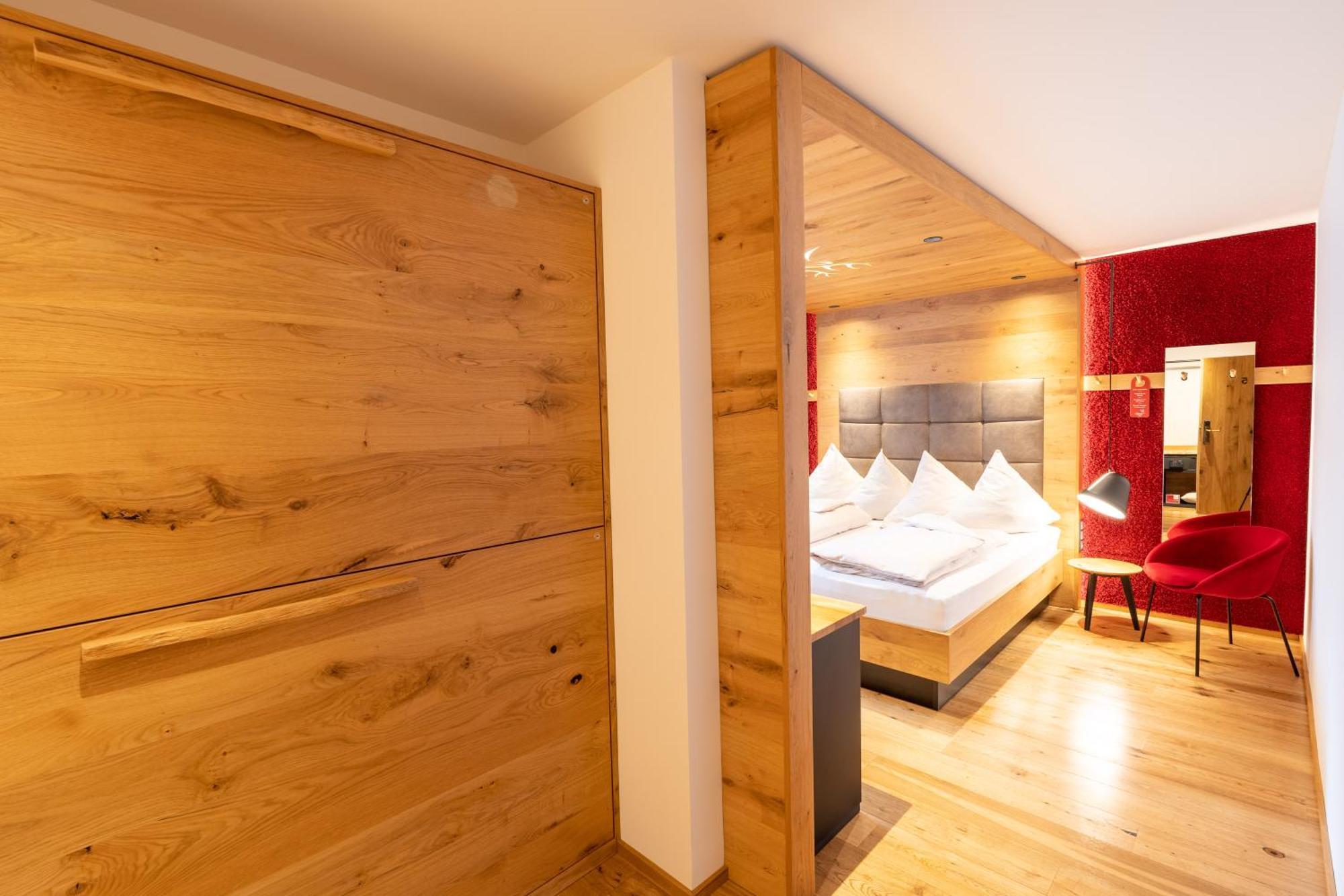 Hotel Hirsch Ной-Улм Екстериор снимка