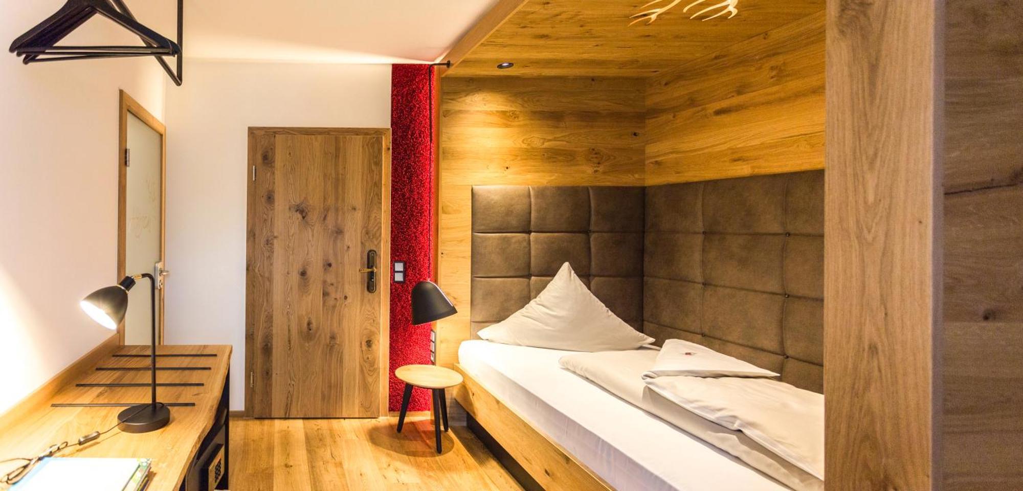 Hotel Hirsch Ной-Улм Стая снимка