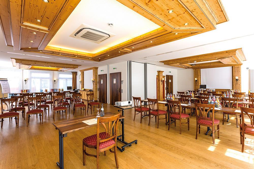 Hotel Hirsch Ной-Улм Екстериор снимка