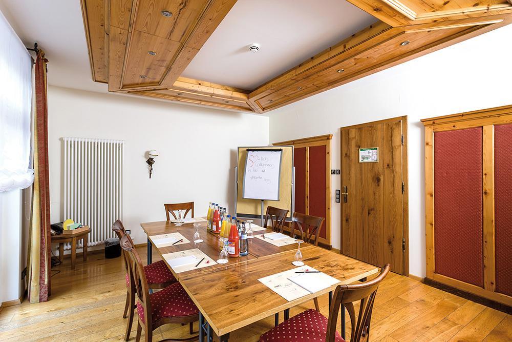 Hotel Hirsch Ной-Улм Екстериор снимка